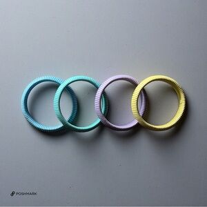 💖 Vintage Mod Pastel Metal Coil Bangle Set 💖